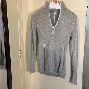 Lululemon pullover